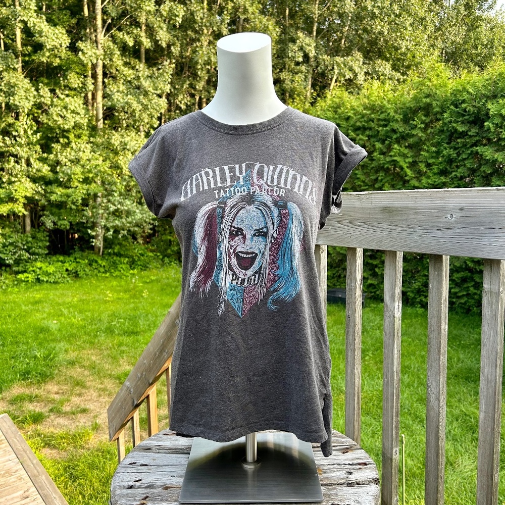 Suicide Squad ⎮ Harley Quinn's graphic tee